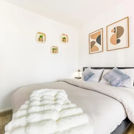 Chic Confort Paris Idf Dugny