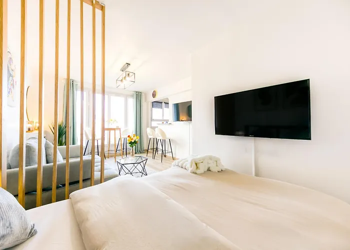 Chic Confort Paris Idf דירה