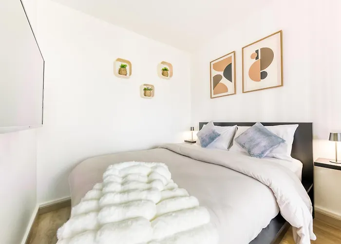 Chic Confort Paris Idf Dugny